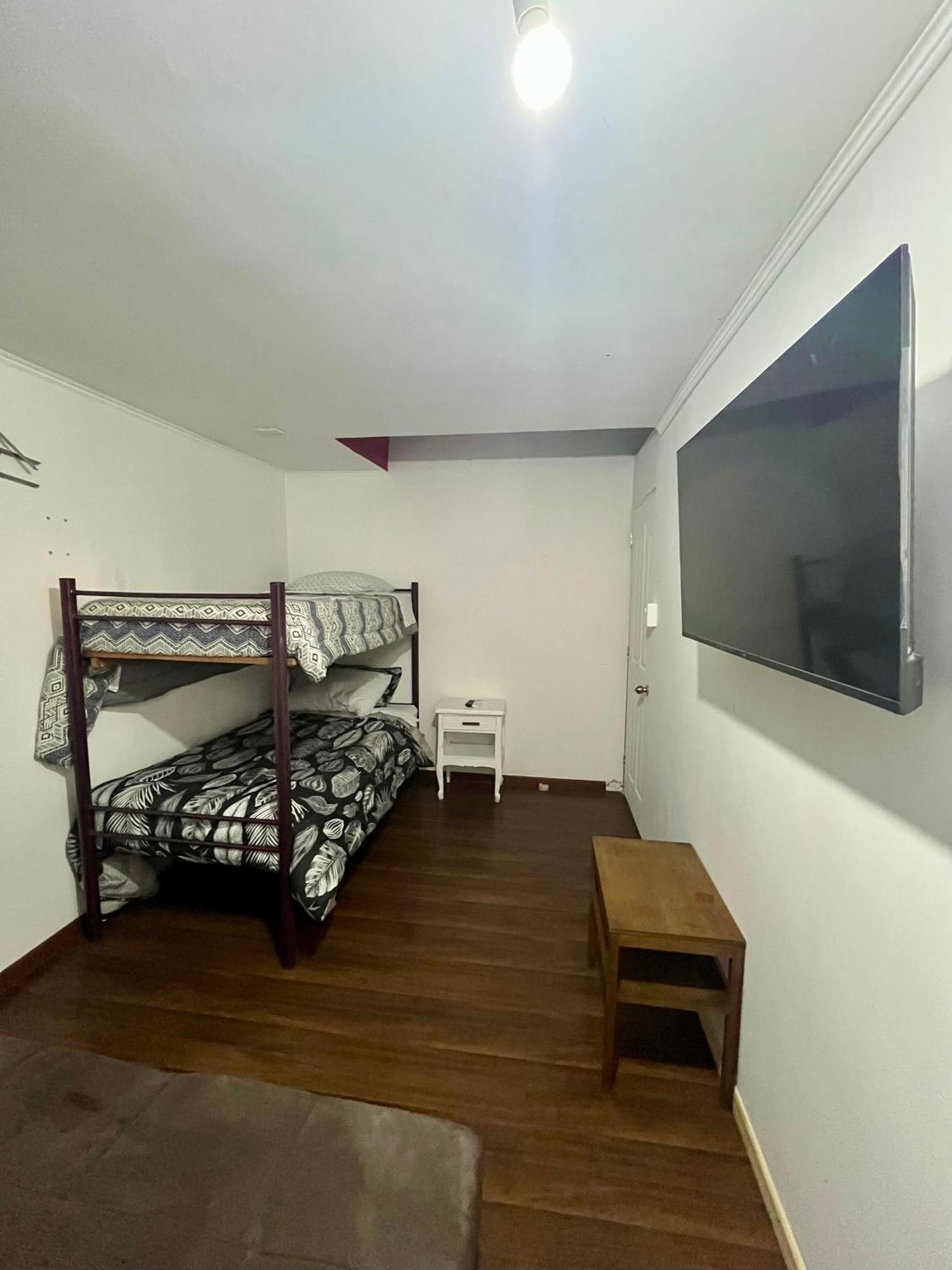 Hostel Tu Espacio Re - Habitaciones Cerca Del Aeropuerto Santiago de Chile Eksteriør billede